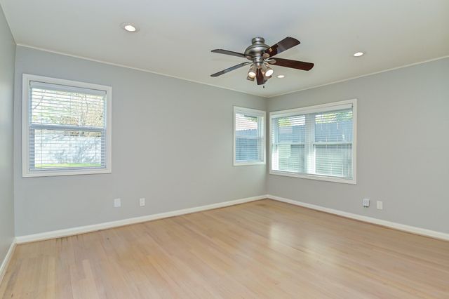 9822 Larston Street, Houston, TX 77055