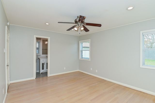 9822 Larston Street, Houston, TX 77055