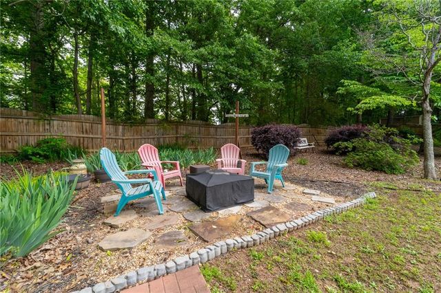 313 Oak Hill Lane, Canton, GA 30115