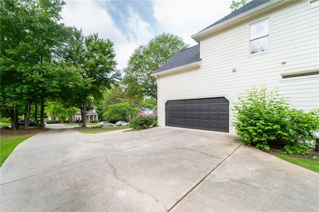 313 Oak Hill Lane, Canton, GA 30115