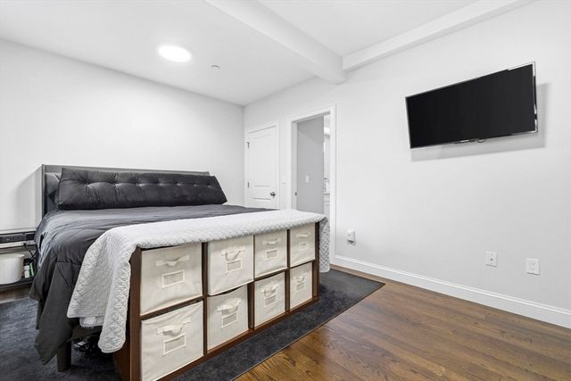 16 Willard Ave 1, Medford, MA 02155