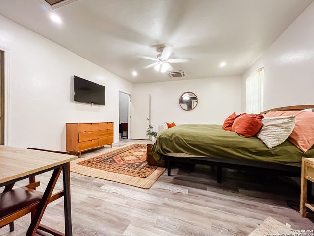 607 Leland, Kerrville, TX 78028