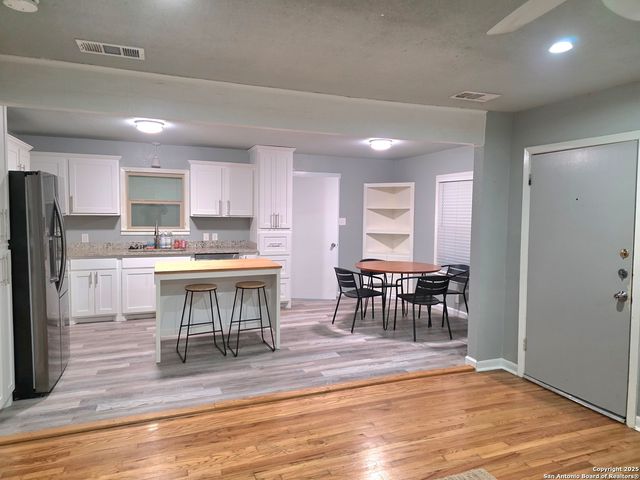 607 Leland, Kerrville, TX 78028