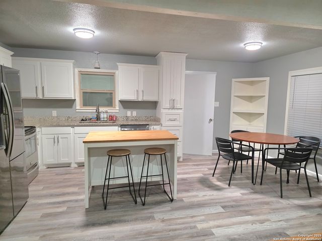 607 Leland, Kerrville, TX 78028