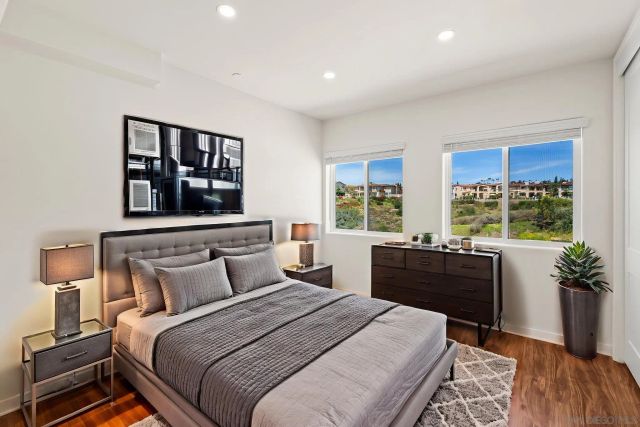 1251 - 1253 Van Nuys St, San Diego, CA 92109