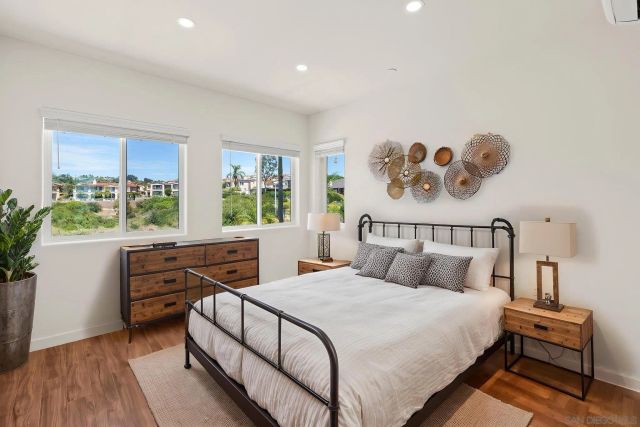 1251 - 1253 Van Nuys St, San Diego, CA 92109