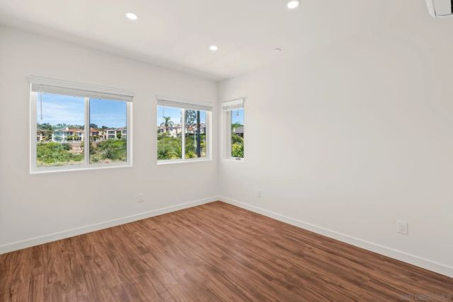 1251 - 1253 Van Nuys St, San Diego, CA 92109