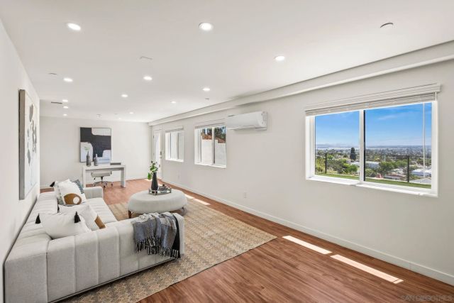 1251 - 1253 Van Nuys St, San Diego, CA 92109