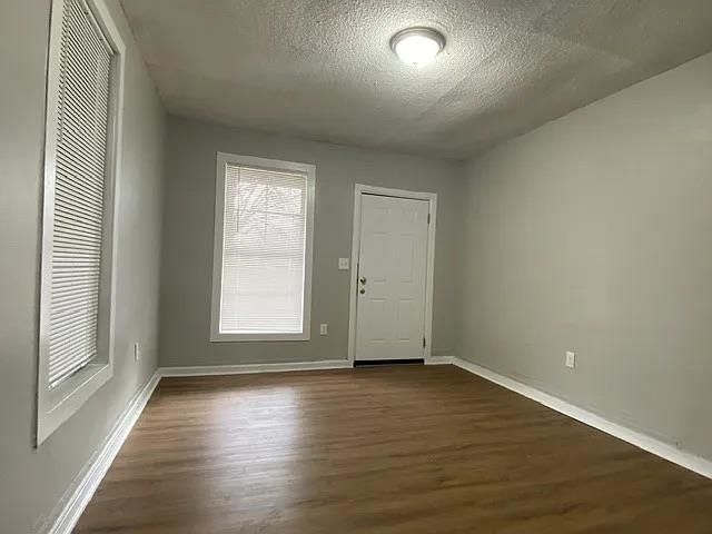 2100 STOVALL AVE, Memphis, TN 38108