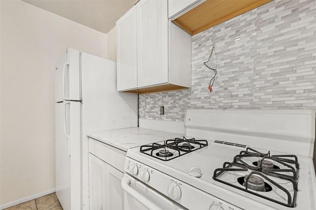 2035 DIXIE BELLE DRIVE 2035M, Orlando, FL 32812