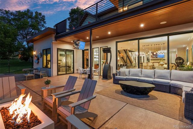 5870 S Bemis Street, Littleton, CO 80120