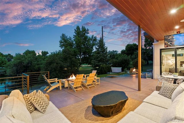 5870 S Bemis Street, Littleton, CO 80120