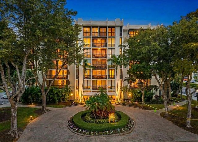 1832 Bridgewood Drive, Boca Raton, FL 33434