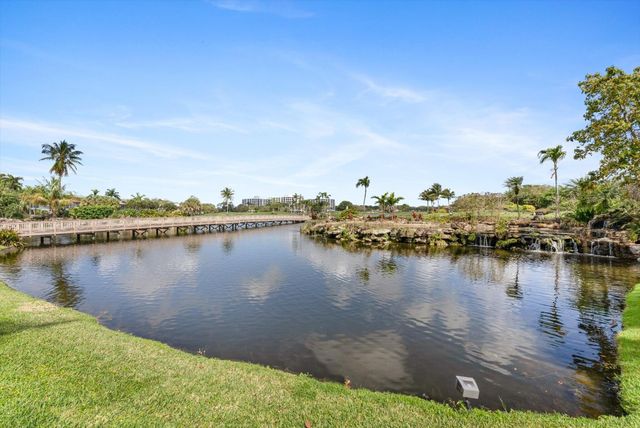 1832 Bridgewood Drive, Boca Raton, FL 33434