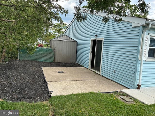 2005 MURRAY ST, Philadelphia, PA 19115