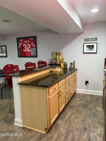 7728 Indian Town Road, Maumee, OH 43537