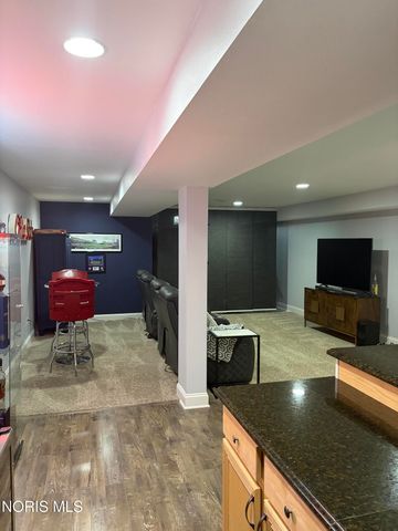 7728 Indian Town Road, Maumee, OH 43537