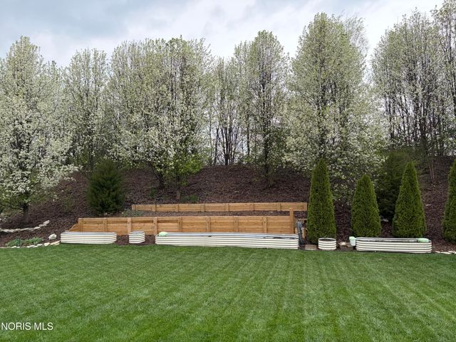 7728 Indian Town Road, Maumee, OH 43537