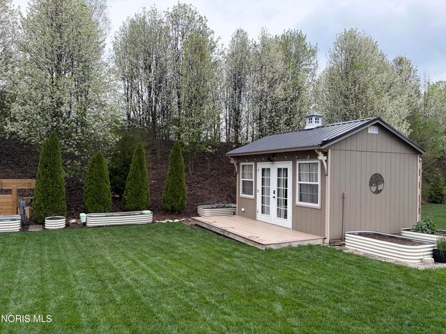 7728 Indian Town Road, Maumee, OH 43537