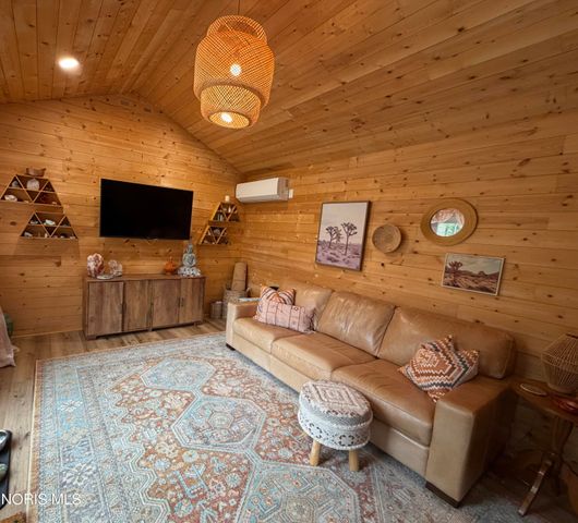7728 Indian Town Road, Maumee, OH 43537