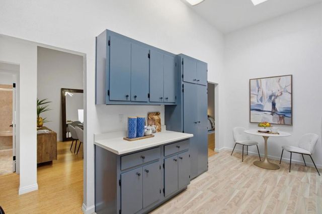 501 W Fox Court, Redwood City, CA 94061