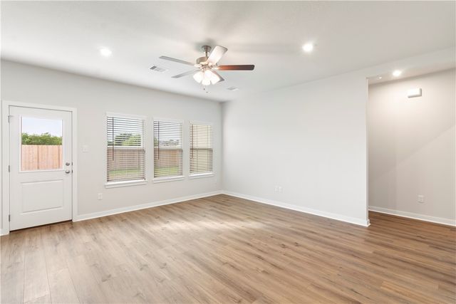 5522 Harriet Street, Bryan, TX 77807