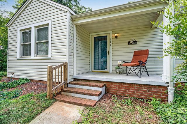 147 13th Avenue NW, Hickory, NC 28601
