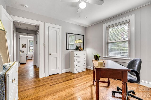 147 13th Avenue NW, Hickory, NC 28601