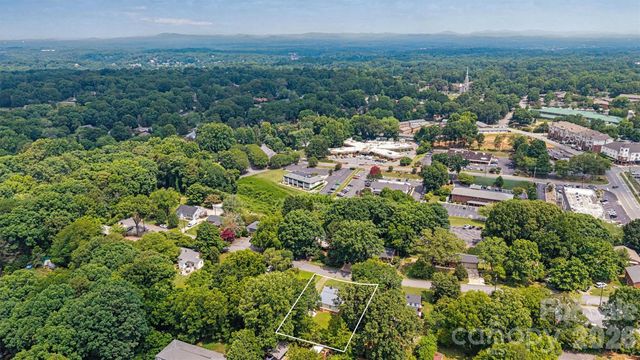 147 13th Avenue NW, Hickory, NC 28601