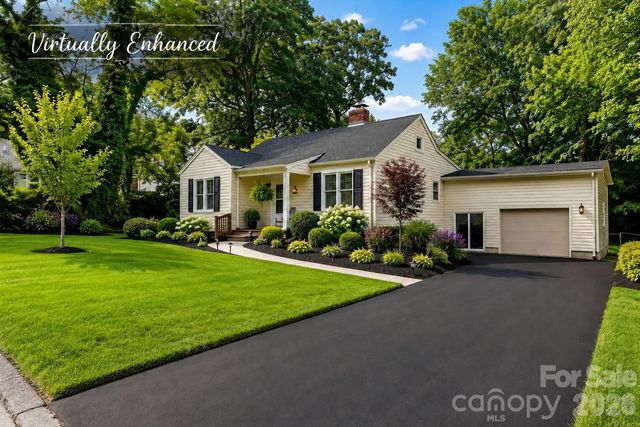 147 13th Avenue NW, Hickory, NC 28601