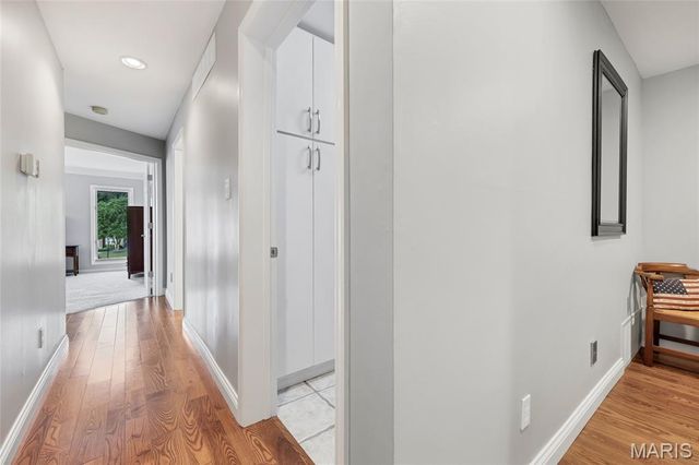 1610 Lake Knoll Drive 1N, Lake St Louis, MO 63367