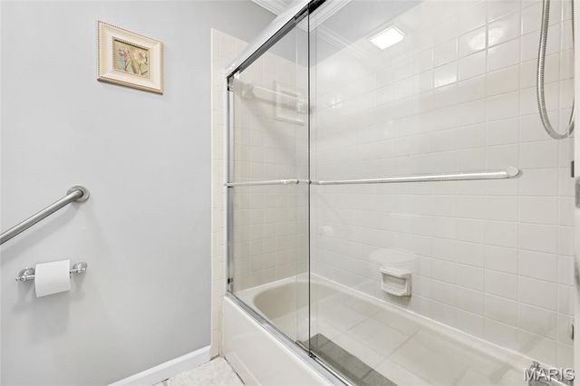 1610 Lake Knoll Drive 1N, Lake St Louis, MO 63367