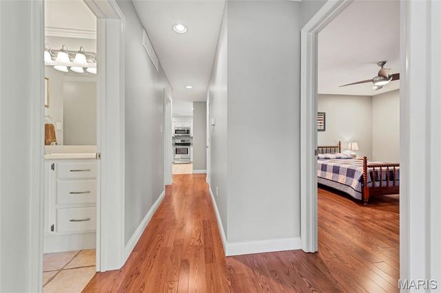 1610 Lake Knoll Drive 1N, Lake St Louis, MO 63367