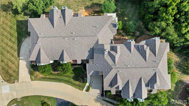 1610 Lake Knoll Drive 1N, Lake St Louis, MO 63367