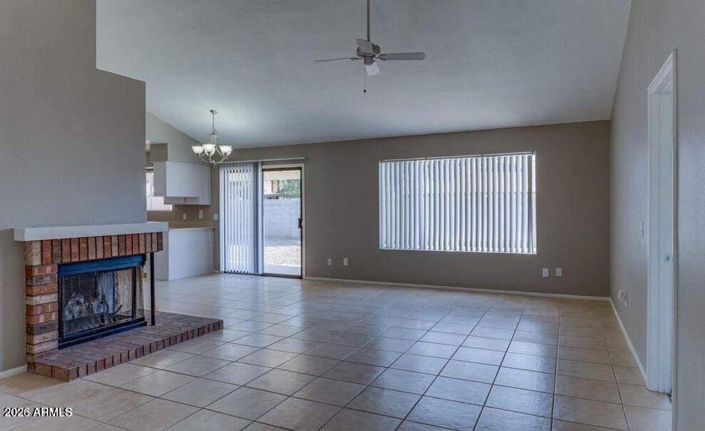 8415 W CORRINE Drive 8415 W Cor, Peoria, AZ 85381 — photo 3