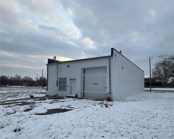 4118 Chene Street, Detroit, MI 48207