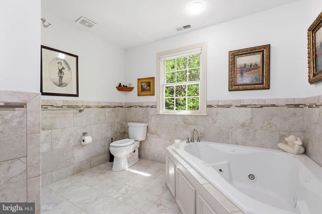 53 WOODARD CT, Doylestown, PA 18901