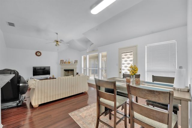 700 N Emma Drive, Arlington, TX 76002