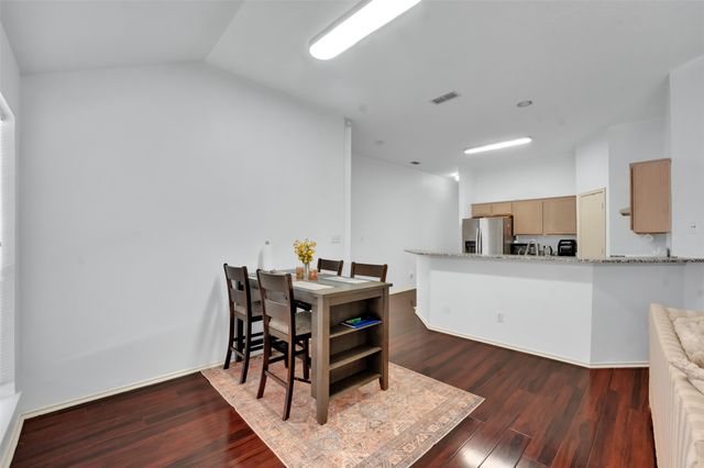 700 N Emma Drive, Arlington, TX 76002