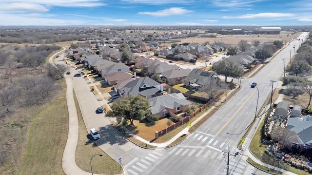 700 N Emma Drive, Arlington, TX 76002