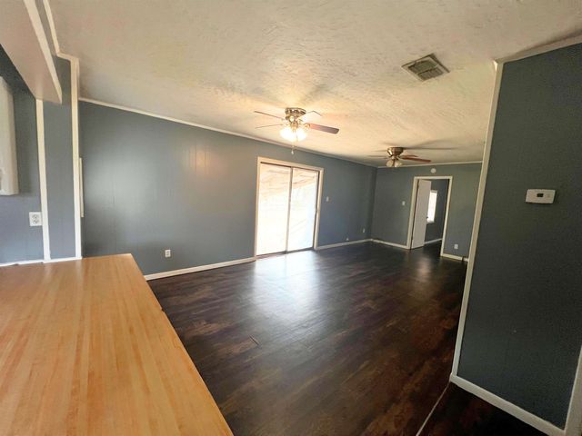 408 Trinity St., White Oak, TX 75693