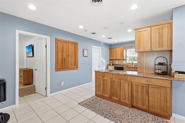 2437 CLEMATIS STREET, Sarasota, FL 34239