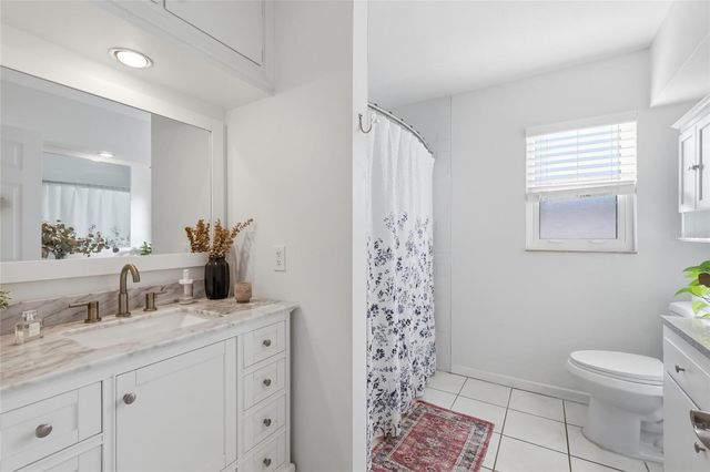 2437 CLEMATIS STREET, Sarasota, FL 34239