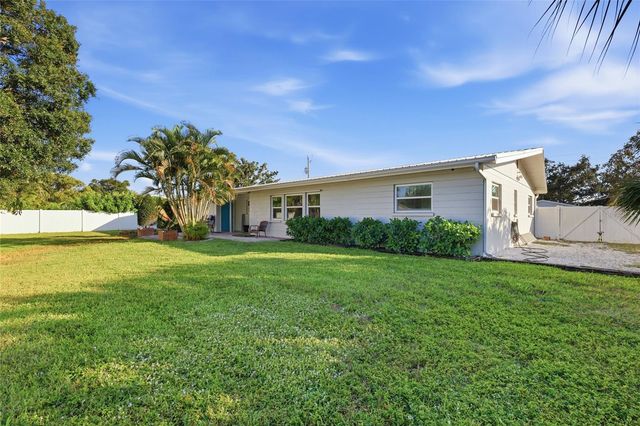 2437 CLEMATIS STREET, Sarasota, FL 34239