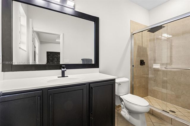 9011 SW 227th St 7, Cutler Bay, FL 33190