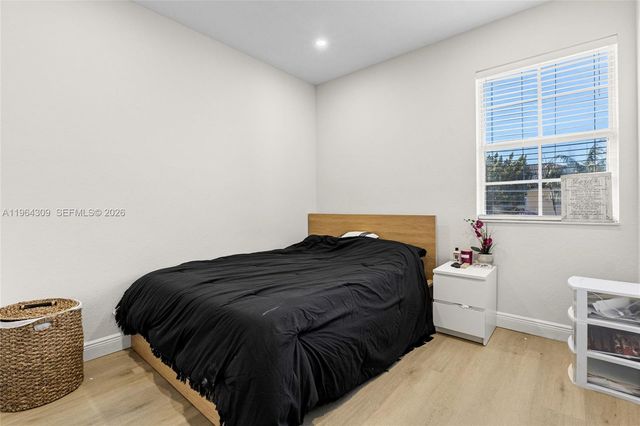 9011 SW 227th St 7, Cutler Bay, FL 33190