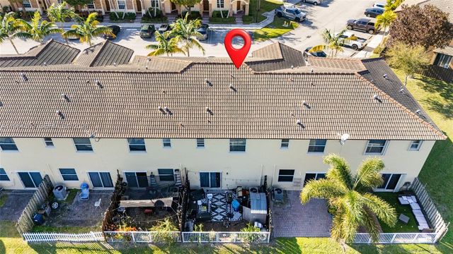 9011 SW 227th St 7, Cutler Bay, FL 33190
