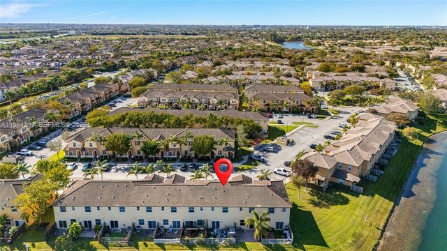 9011 SW 227th St 7, Cutler Bay, FL 33190