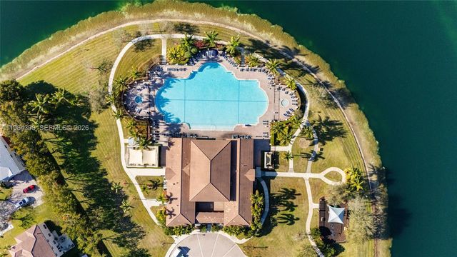 9011 SW 227th St 7, Cutler Bay, FL 33190