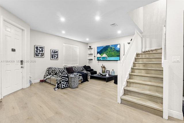 9011 SW 227th St 7, Cutler Bay, FL 33190